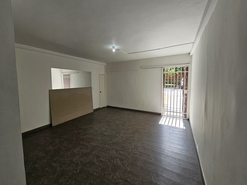 Casa en arriendo ubicada en Medellín, sector Parques del Rio - 6
