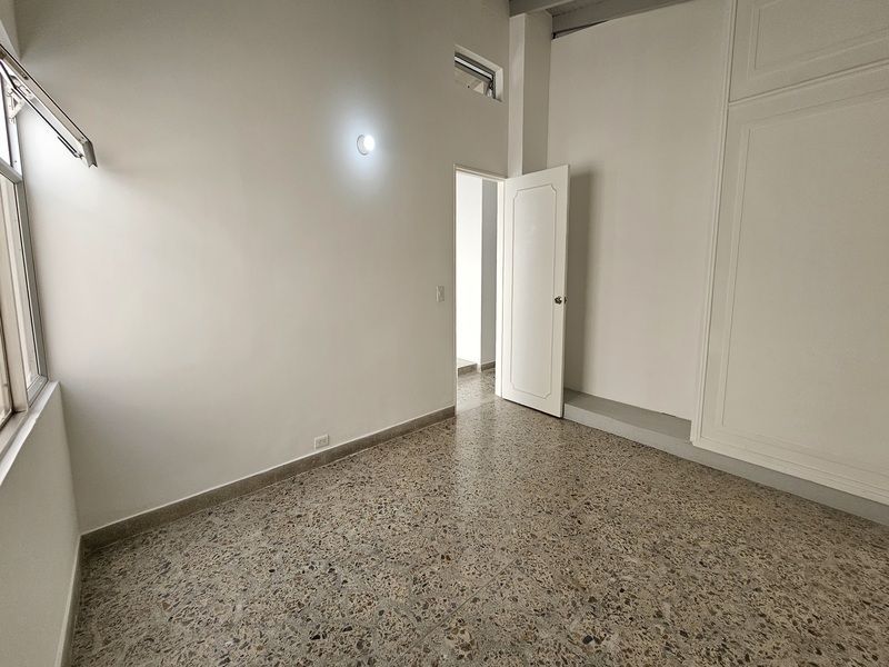 Casa en arriendo ubicada en Medellín, sector Parques del Rio - 10