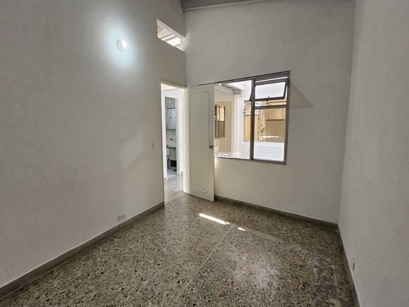 Casa en arriendo ubicada en Medellín, sector Parques del Rio - 13