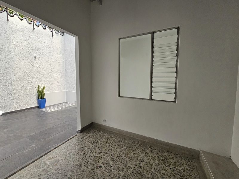 Casa en arriendo ubicada en Medellín, sector Parques del Rio - 19