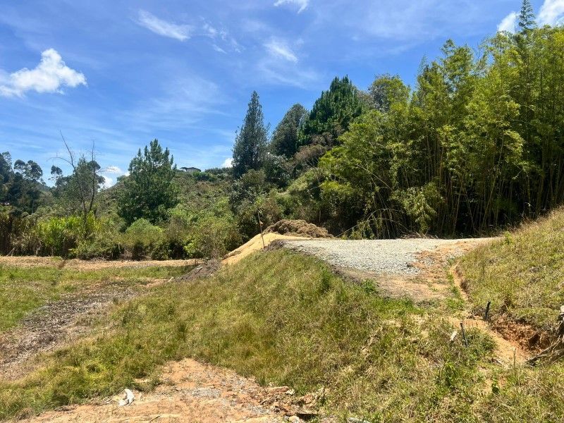 Lote en venta ubicado en Guarne, sector La Clara - 5