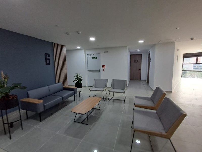 Oficina en arriendo ubicada en Medellín, sector San Diego - 2