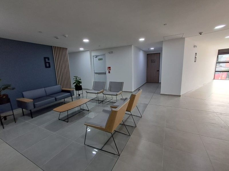 Oficina en arriendo ubicada en Medellín, sector San Diego - 3