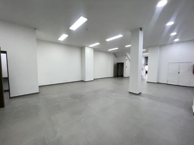 Bodega en arriendo ubicada en Medellín, sector San Juan - 4