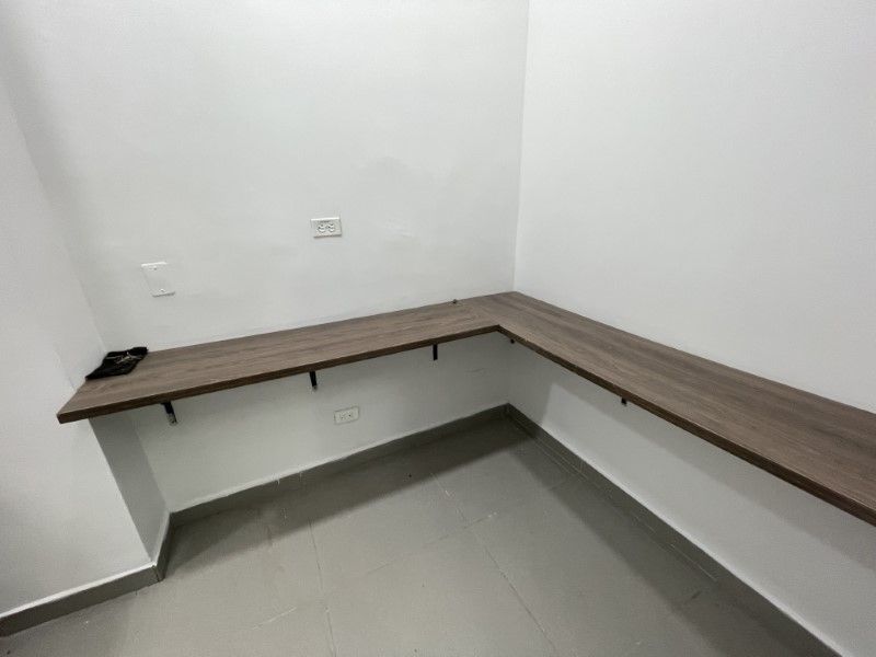 Bodega en arriendo ubicada en Medellín, sector San Juan - 11