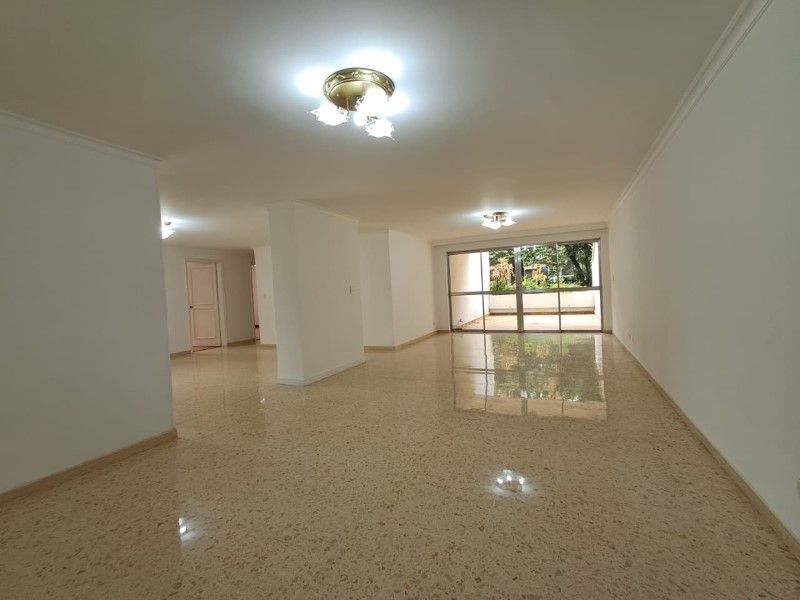 Apartamento en arriendo ubicado en Medellín, sector El Poblado - 2