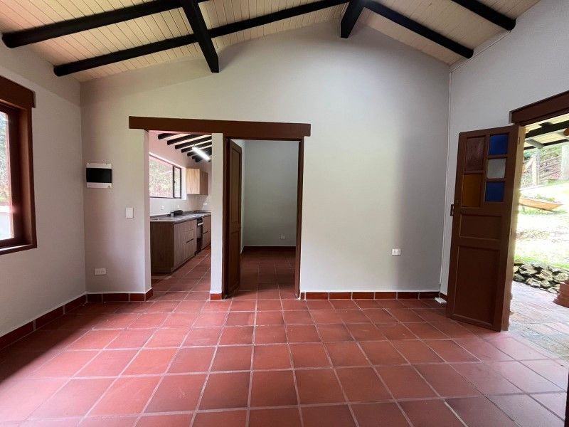 Finca en arriendo ubicada en Rionegro, sector Vía Llanogrande - el Retiro - 4