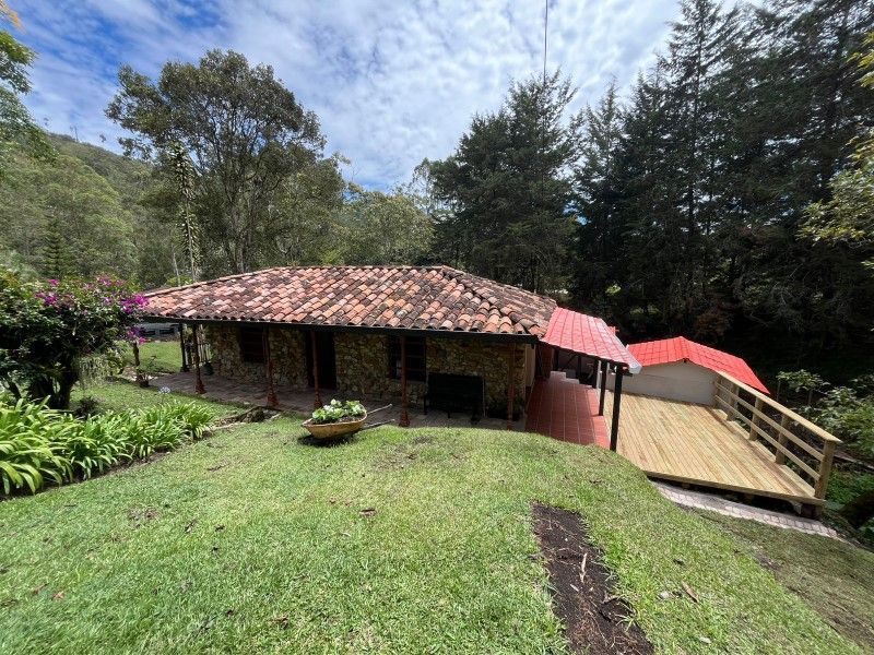 Finca en arriendo ubicada en Rionegro, sector Vía Llanogrande - el Retiro - 27
