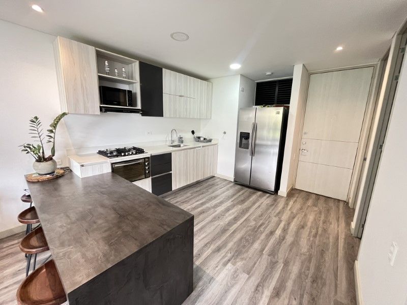 Apartaestudio en arriendo ubicado en Medellín, sector Los Balsos - 2