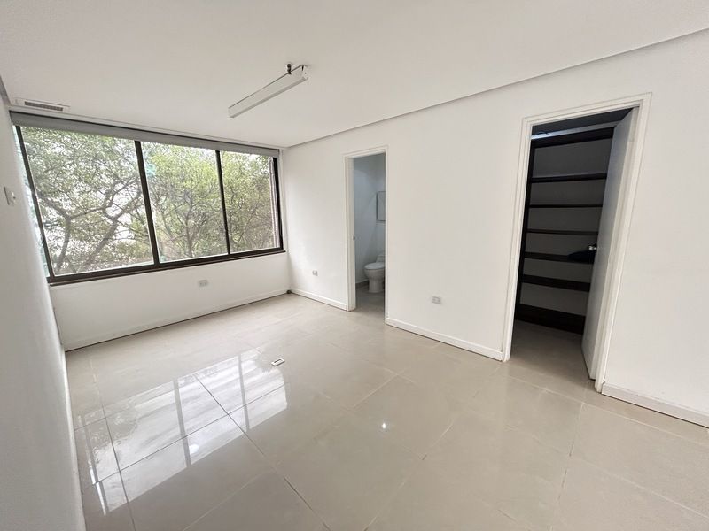Oficina en arriendo ubicada en Medellín, sector Milla de Oro - 6