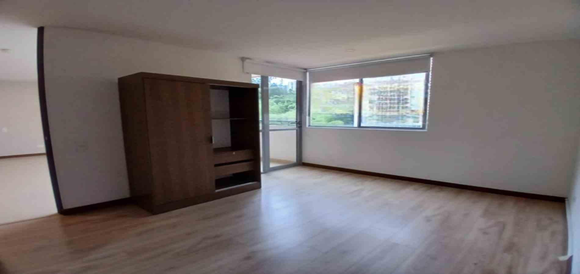 Apartaestudio en arriendo ubicado en Medellín, sector Loma de los Gonzales - 6