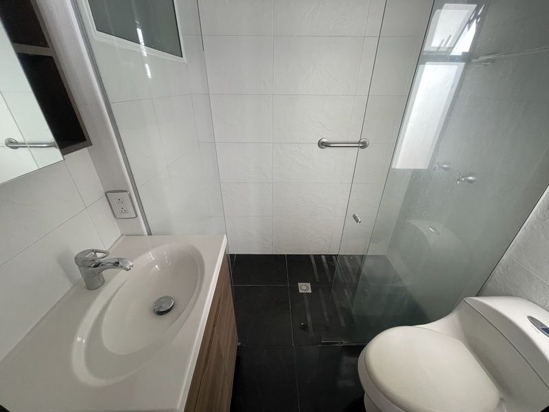 Casa en venta ubicada en Medellín, sector Laureles - 21