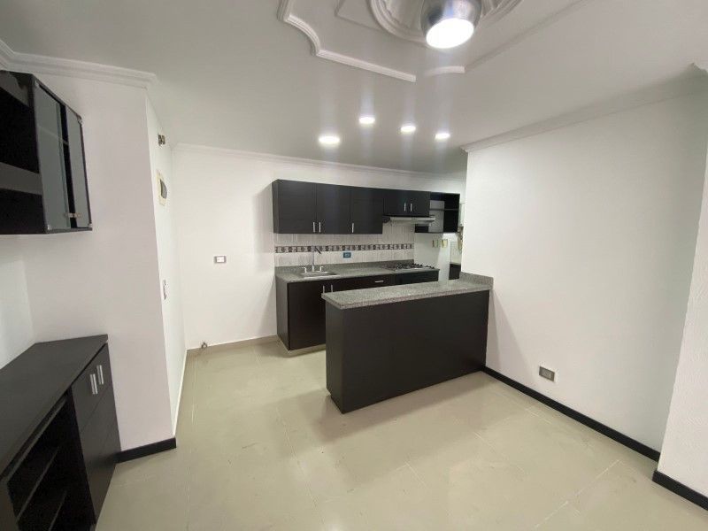 Apartamento en arriendo ubicado en Medellín, sector Ciudad del Río - 2