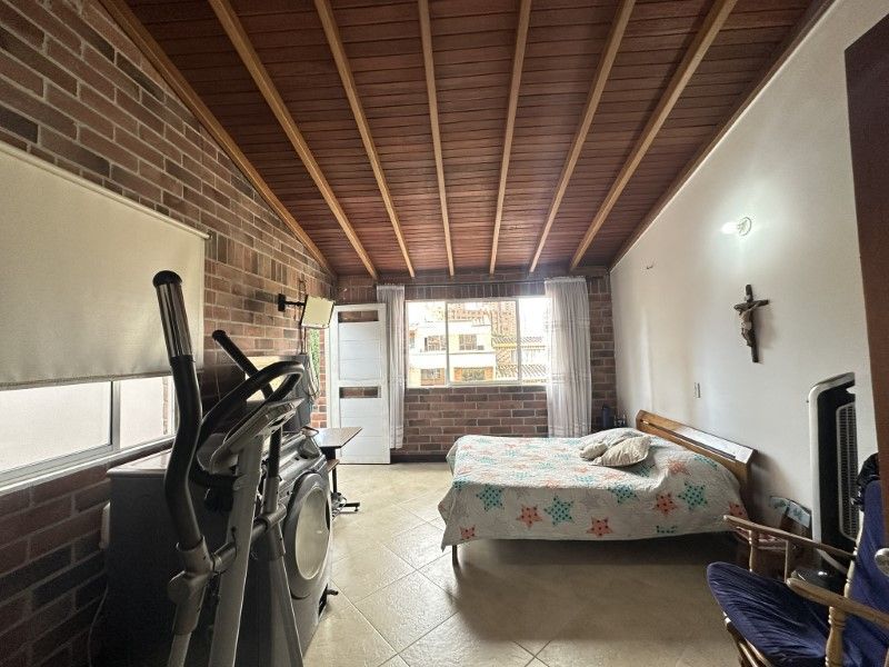 Casa en venta ubicada en La Estrella, sector Suramérica - 9