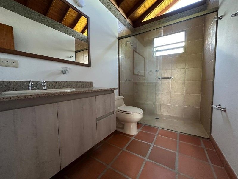 Casa en arriendo ubicada en El Retiro, sector Puro Cuero - 12