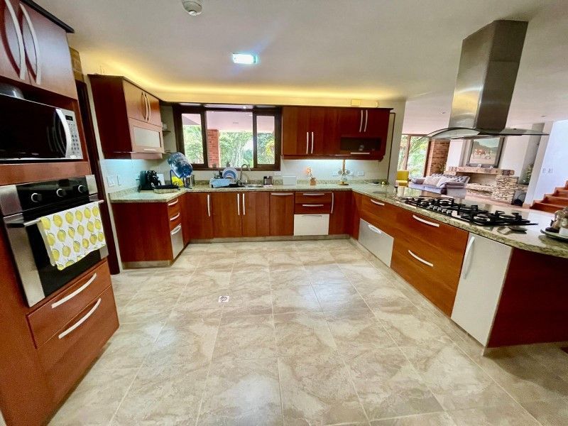Casa en arriendo ubicada en Rionegro, sector Llanogrande - 12