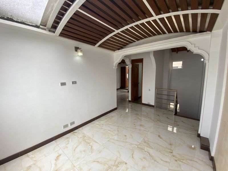 Apartamento en arriendo ubicado en Medellín, sector Altos del Poblado - 10