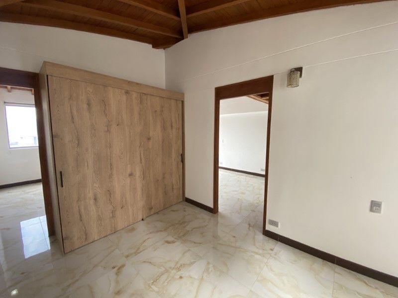 Apartamento en arriendo ubicado en Medellín, sector Altos del Poblado - 13