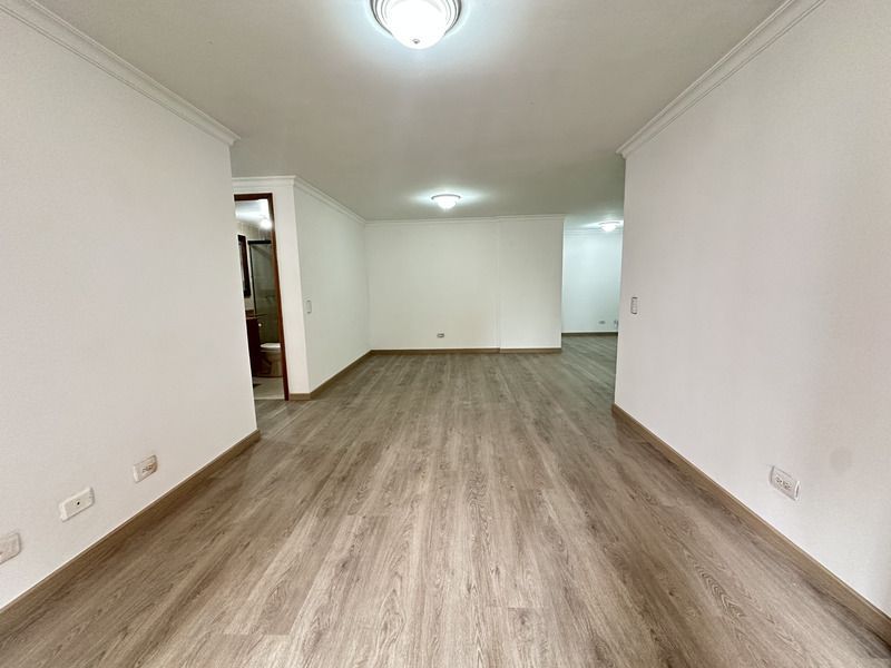 Apartamento en venta ubicado en Envigado, sector Loma del Esmeraldal - 3