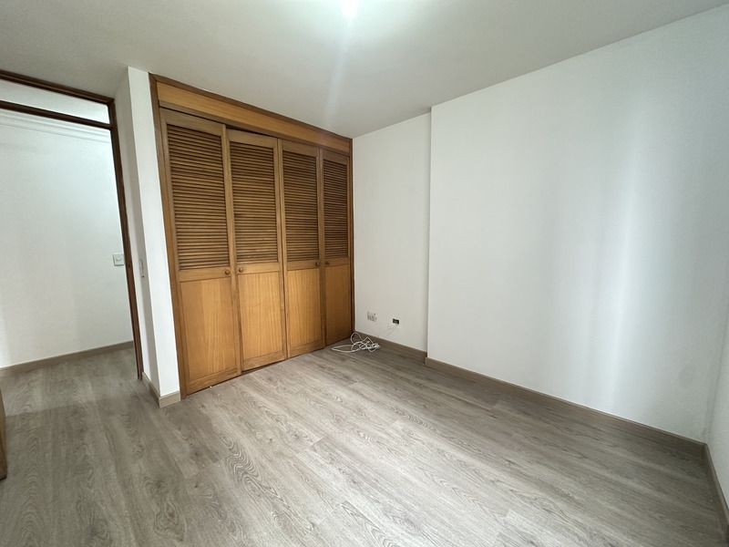 Apartamento en venta ubicado en Envigado, sector Loma del Esmeraldal - 8