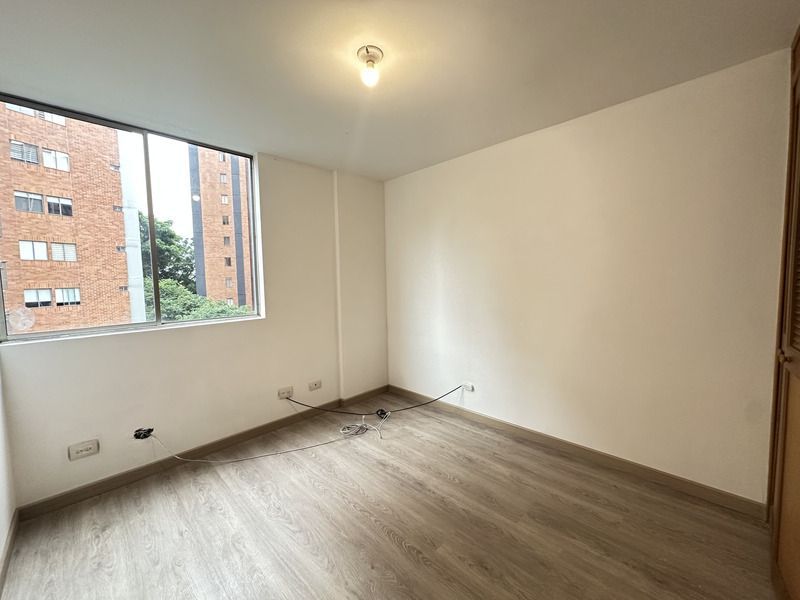 Apartamento en venta ubicado en Envigado, sector Loma del Esmeraldal - 9