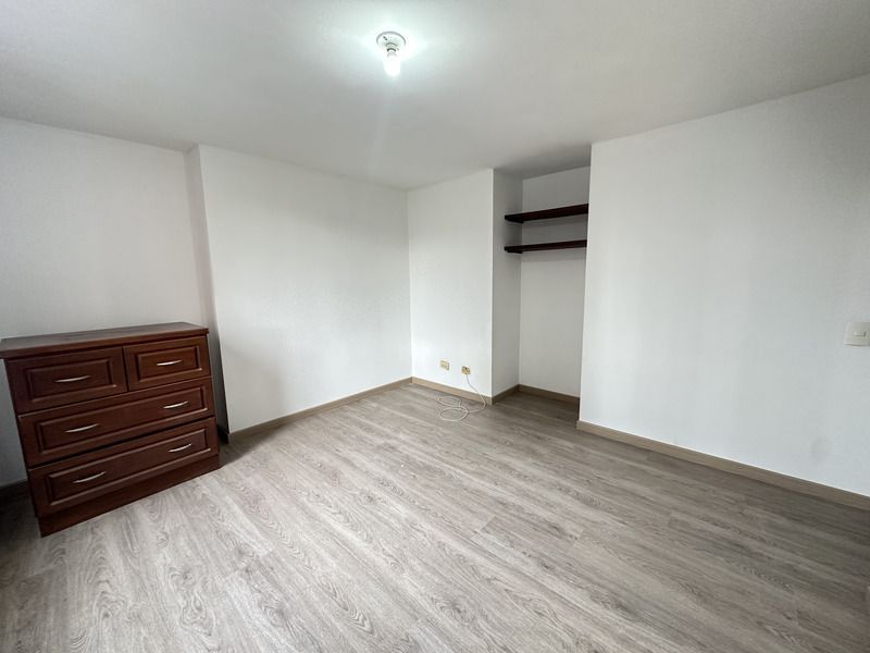 Apartamento en venta ubicado en Envigado, sector Loma del Esmeraldal - 12