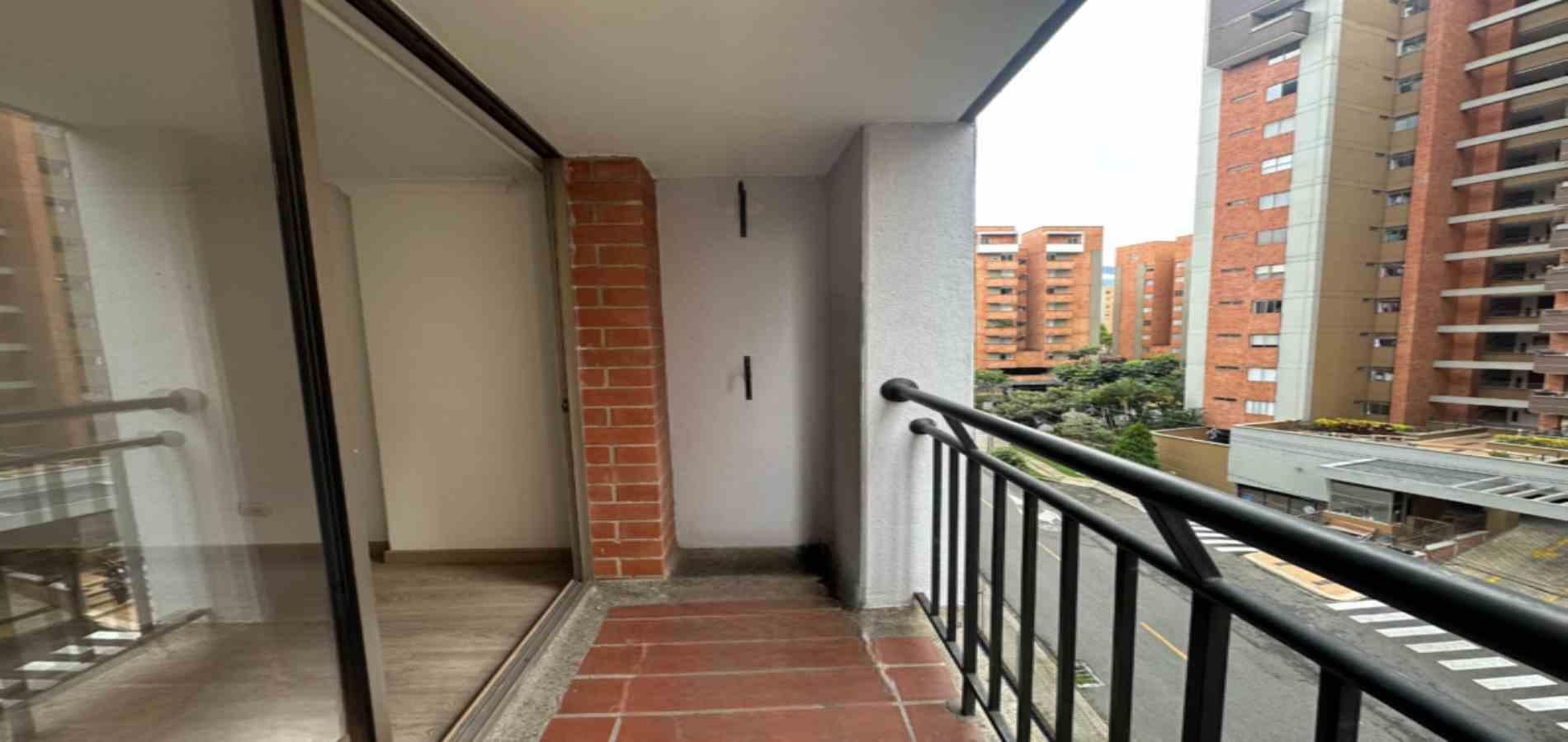 Apartamento en venta ubicado en Envigado, sector Loma del Esmeraldal - 17