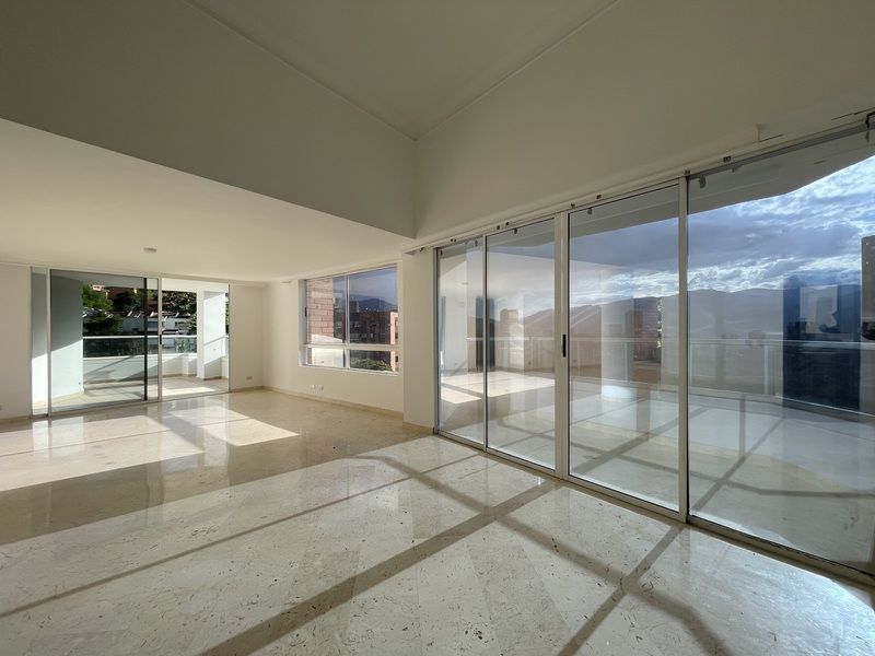 Apartamento en venta ubicado en Medellín, sector El Tesoro - 4