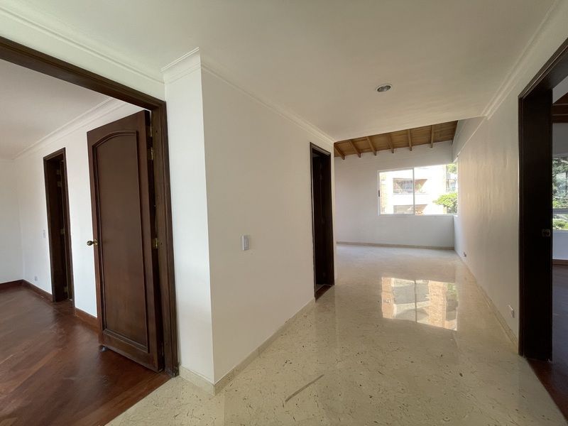 Apartamento en venta ubicado en Medellín, sector El Tesoro - 8