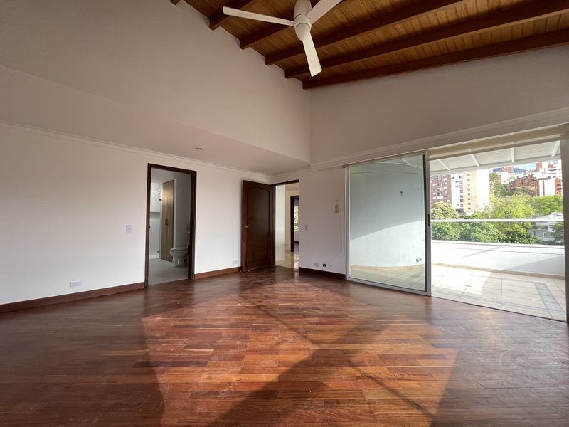 Apartamento en venta ubicado en Medellín, sector El Tesoro - 11