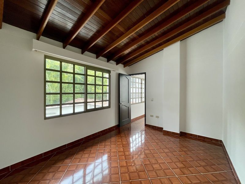 Casa en venta ubicada en Sabaneta, sector La Doctora - 22