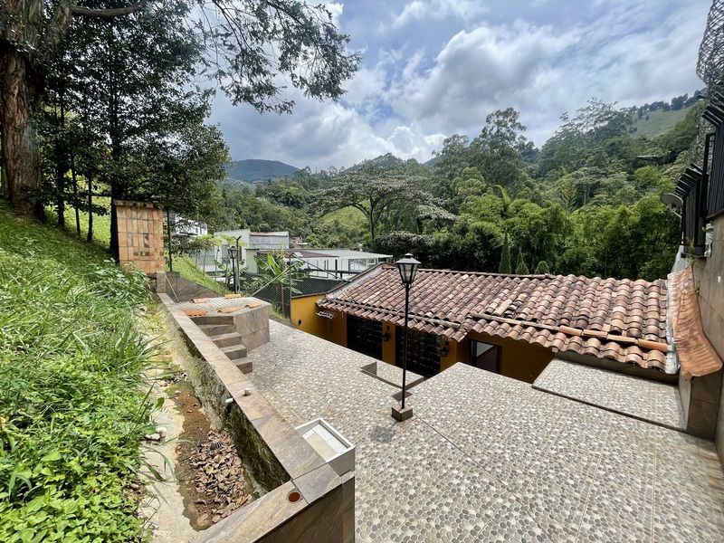 Casa en venta ubicada en Sabaneta, sector La Doctora - 30