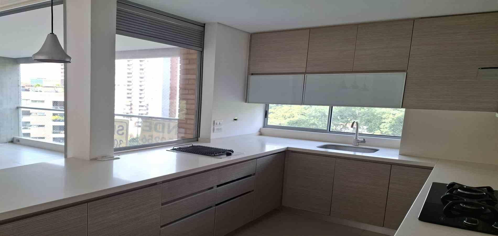 Apartamento en venta ubicado en Medellín, sector Provenza - 10