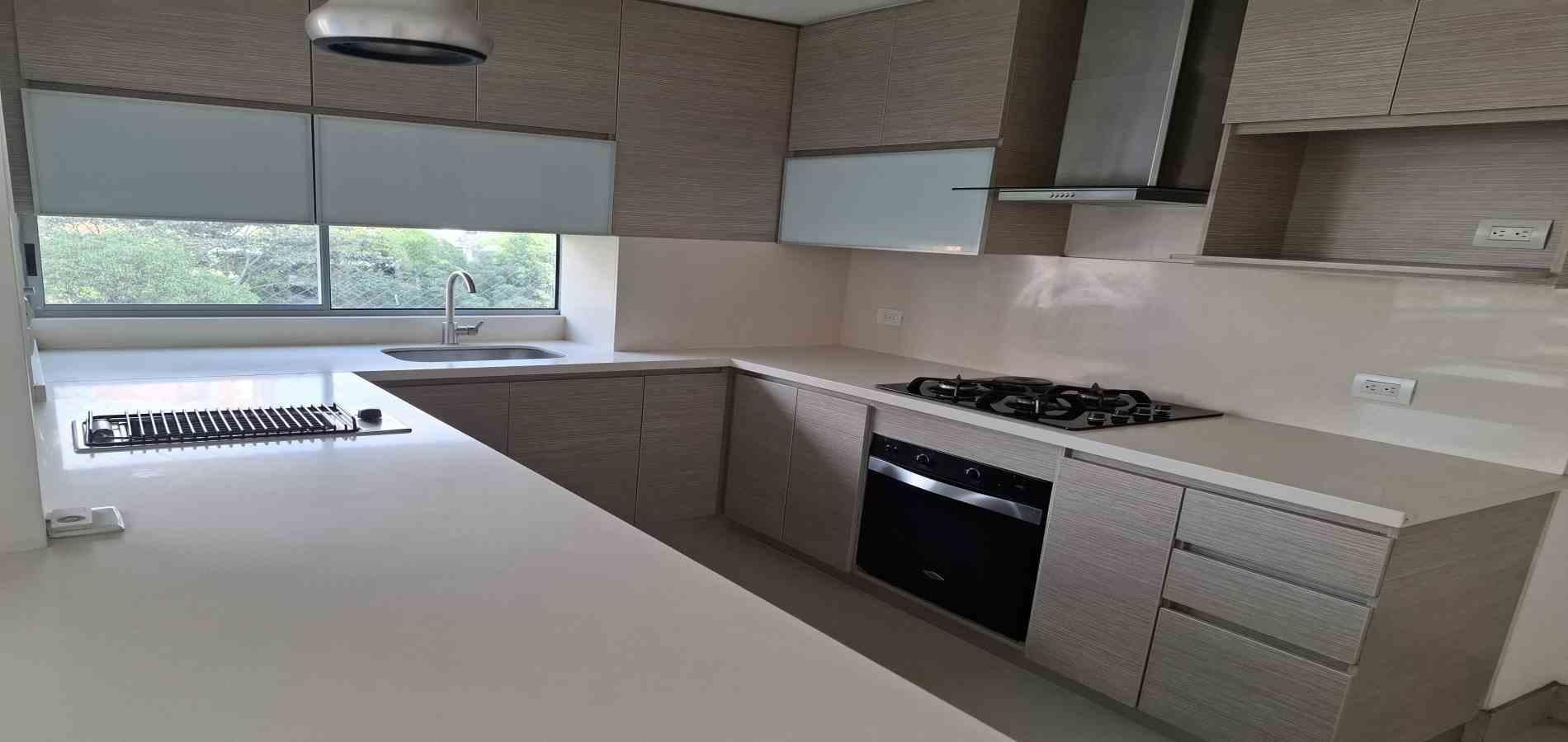 Apartamento en venta ubicado en Medellín, sector Provenza - 11