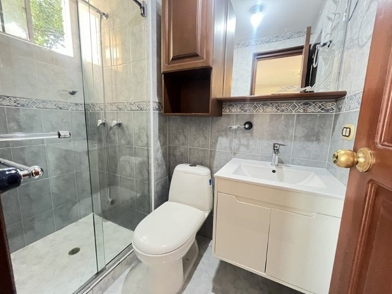 Apartamento en arriendo ubicado en Medellín, sector Los Balsos - 13