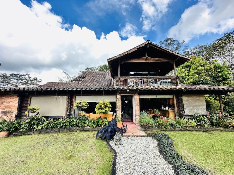 Casa en arriendo ubicada en Rionegro, sector San Antonio de Pereira - 60
