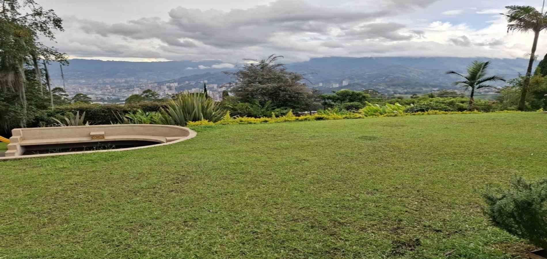 Finca en venta ubicada en La Estrella, sector Escuela de Policia - 29
