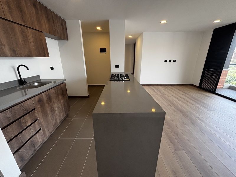 APARTAMENTO EN ARRIENDO UBICADO EN ENVIGADO SECTOR EL TRIANON - 3