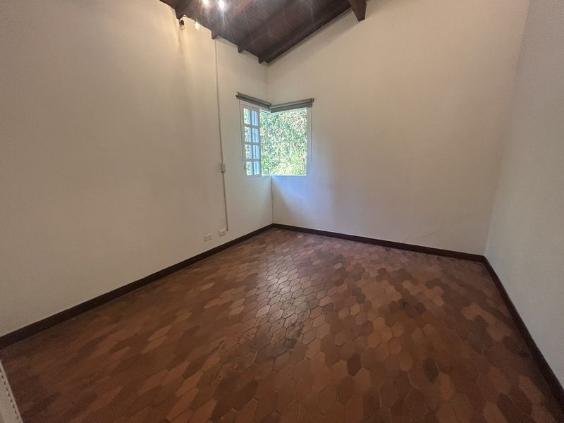 Casa en arriendo ubicada en Medellín, sector Las Lomas 1 - 8