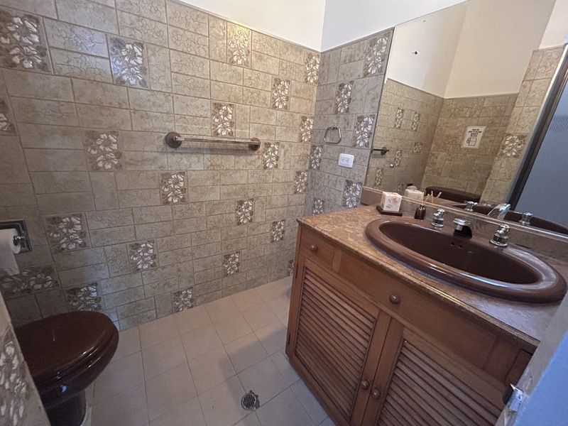Casa en arriendo ubicada en Medellín, sector Las Lomas 1 - 13