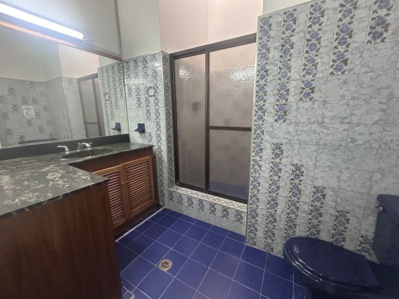 Casa en arriendo ubicada en Medellín, sector Las Lomas 1 - 14