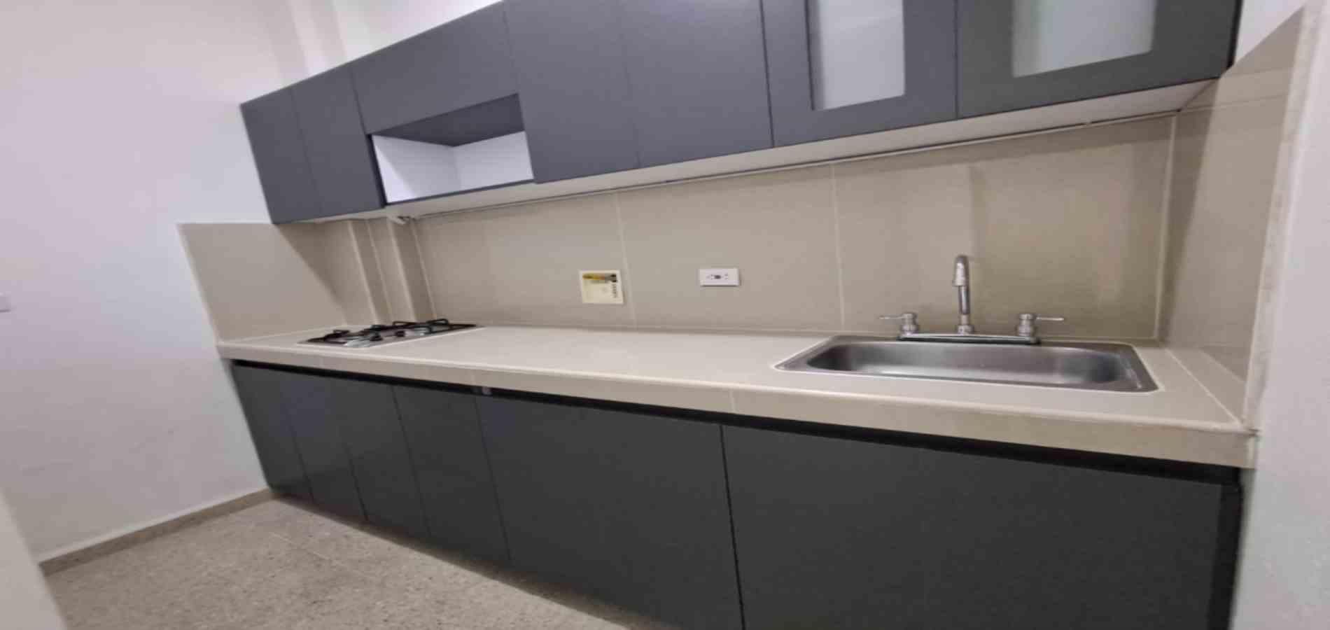 Casa en arriendo ubicada en Medellín, sector Suramericana - 7