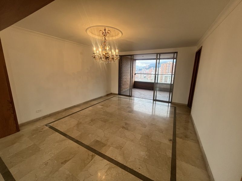 Apartamento en arriendo ubicado en Medellín, sector Los Balsos - 3