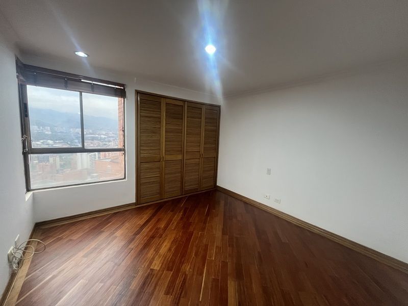 Apartamento en arriendo ubicado en Medellín, sector Los Balsos - 7