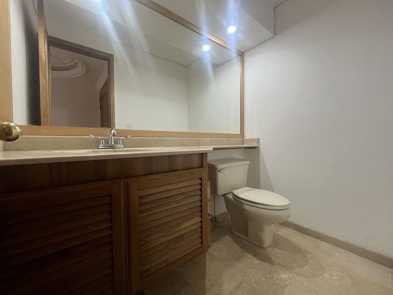 Apartamento en arriendo ubicado en Medellín, sector Los Balsos - 17