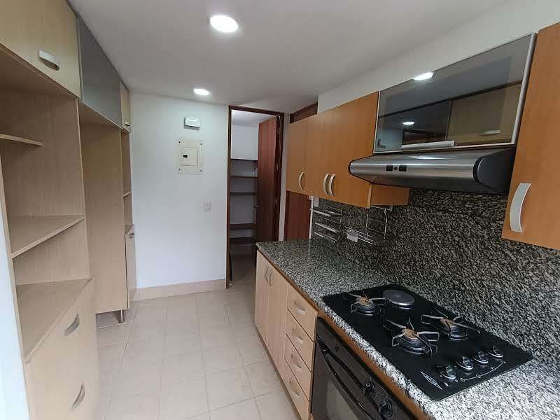 Apartamento en arriendo ubicado en Medellín, sector Balsos - 5