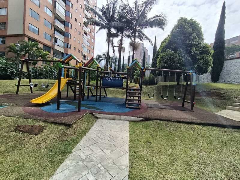 Apartamento en arriendo ubicado en Medellín, sector Balsos - 24