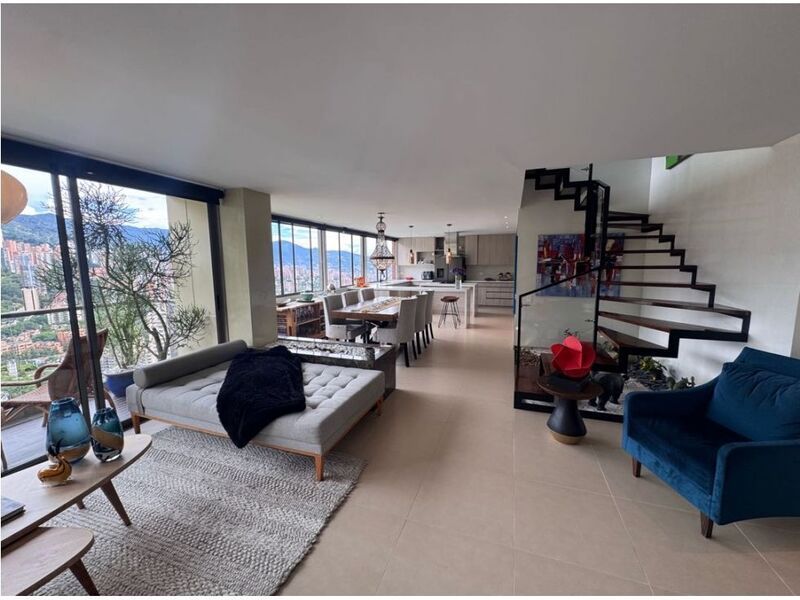 Apartamento en venta ubicado en Medellín, sector Altos del Poblado - 4