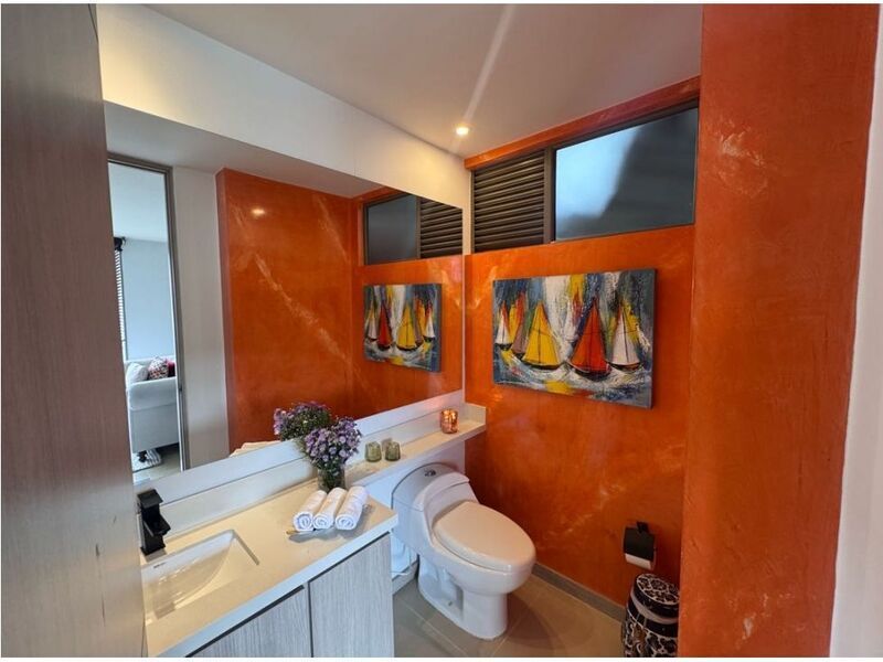 Apartamento en venta ubicado en Medellín, sector Altos del Poblado - 8