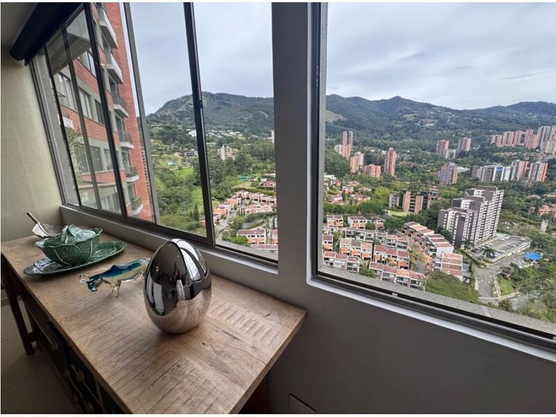Apartamento en venta ubicado en Medellín, sector Altos del Poblado - 11